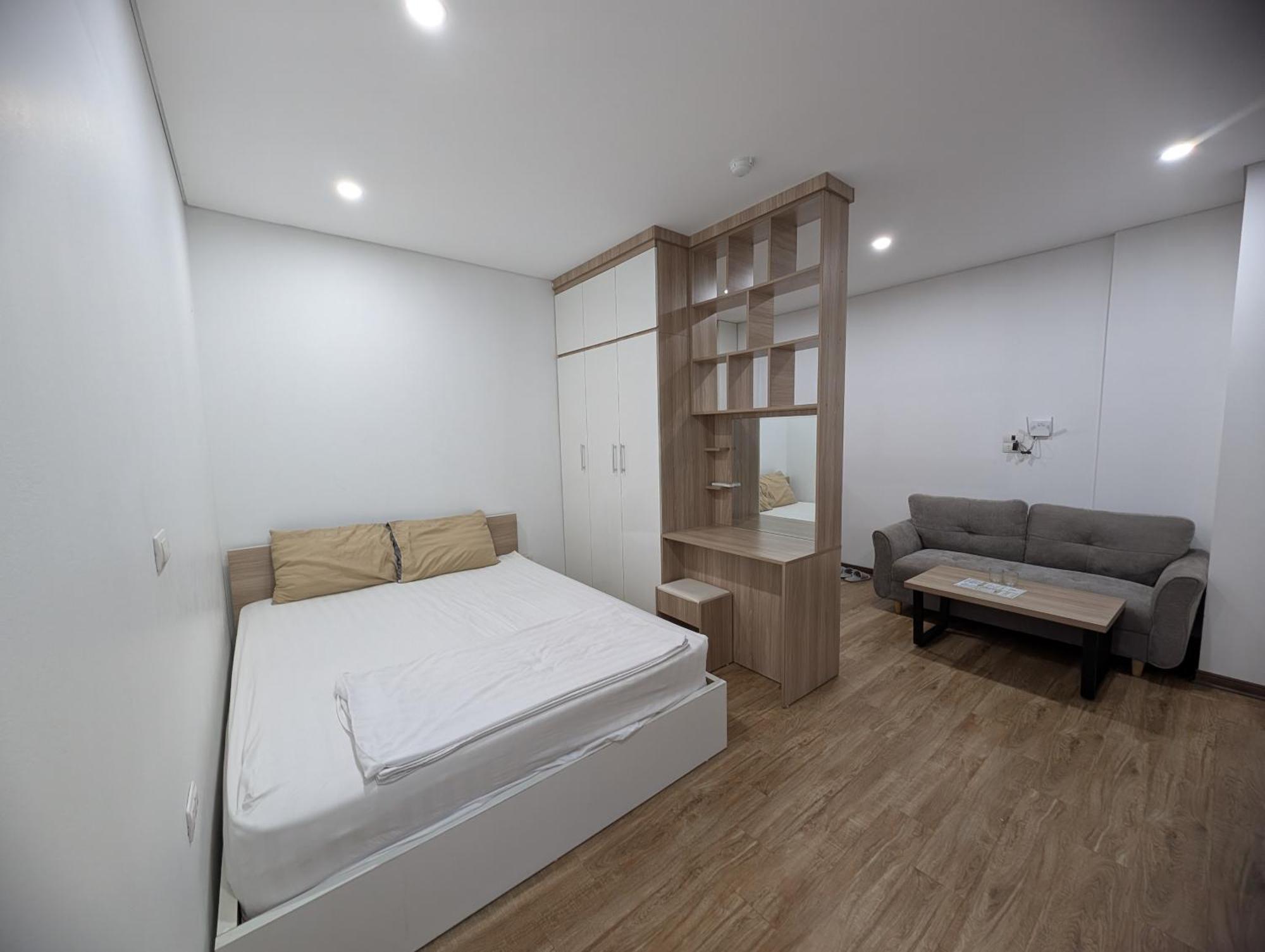 Era Long Quan Hanoi